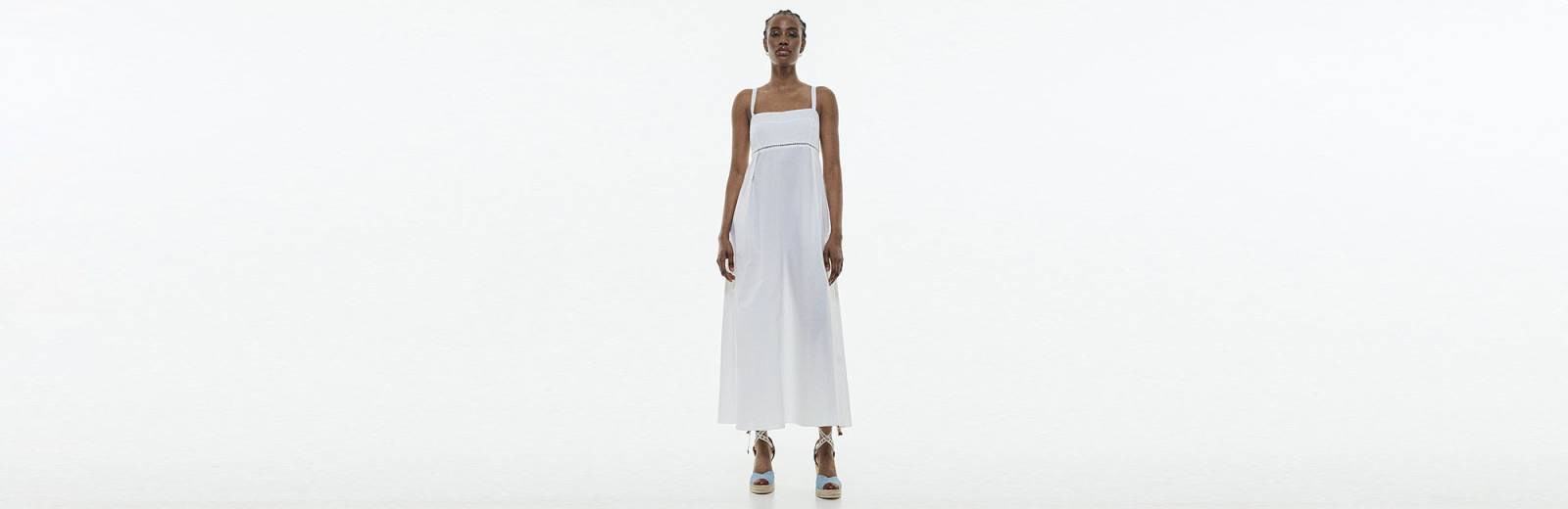 Shop online high-quality dresses with fast delivery in Brussels, Belgium