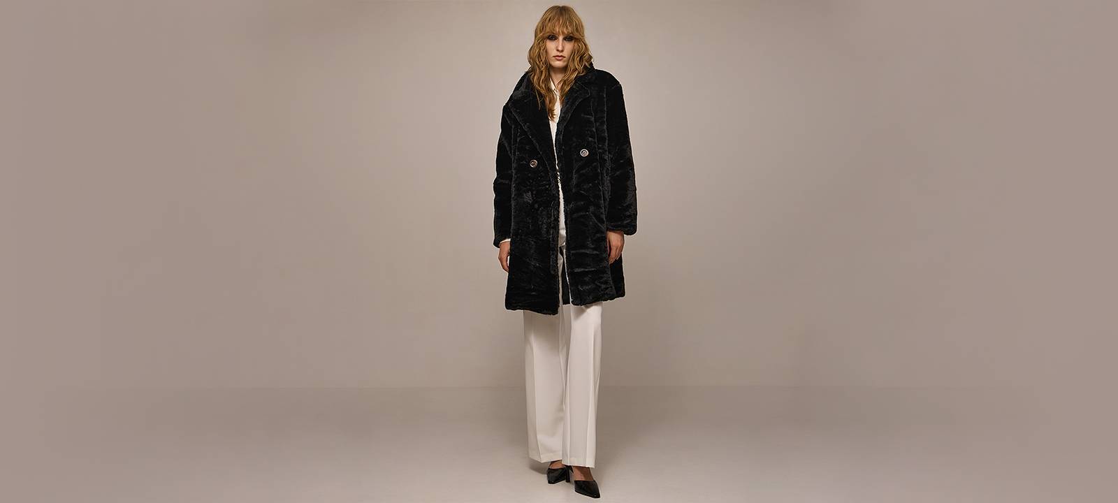 Shop online high quality, cozy faux fur coats and shrugs and enjoy fast delivery in London, UK