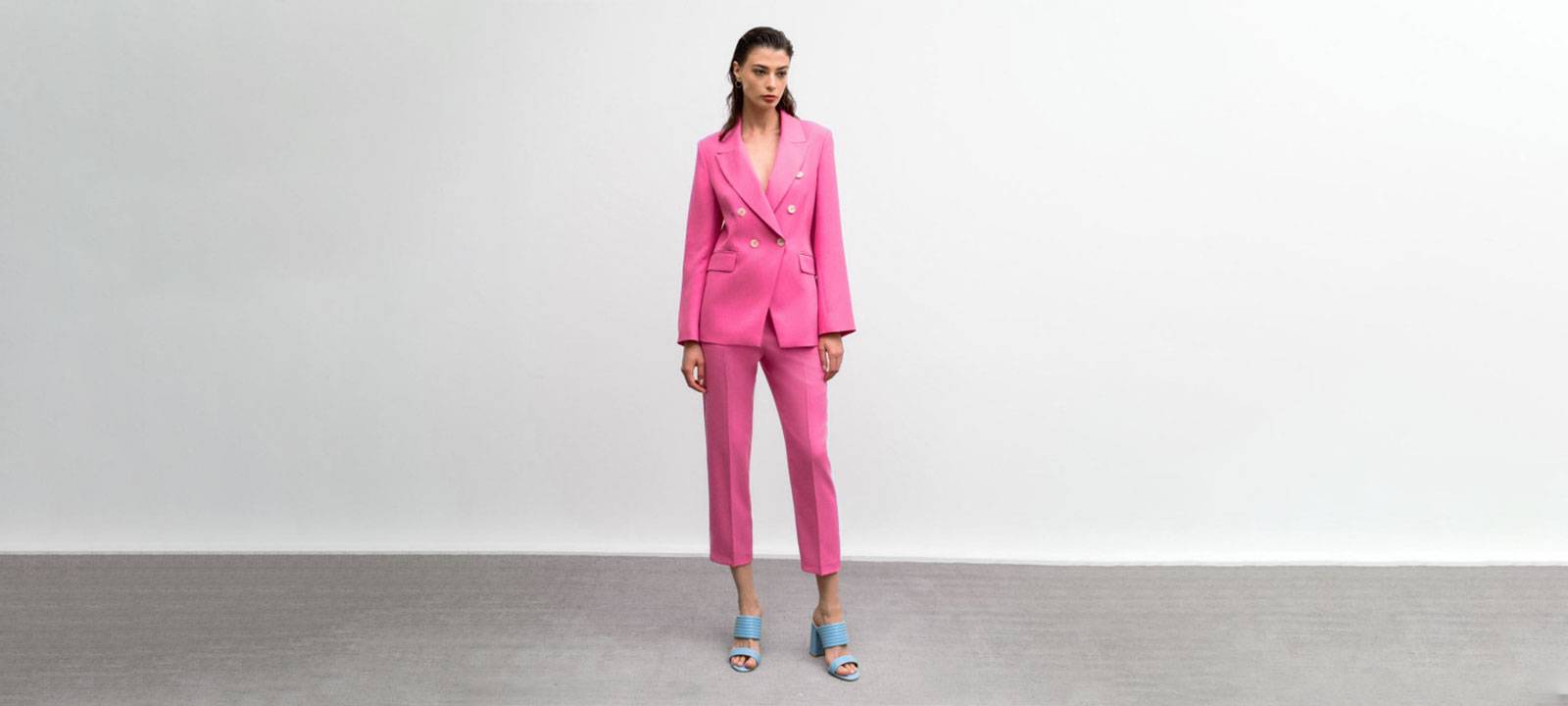 Magenta Refined Suit in Copenhagen