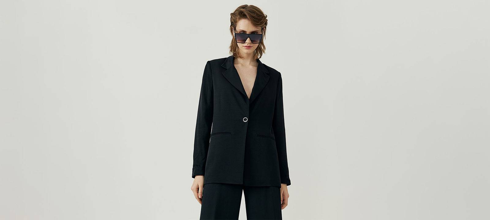 Redefine Your Style with Women's Clothing and Fashion: Discover Statement Blazers