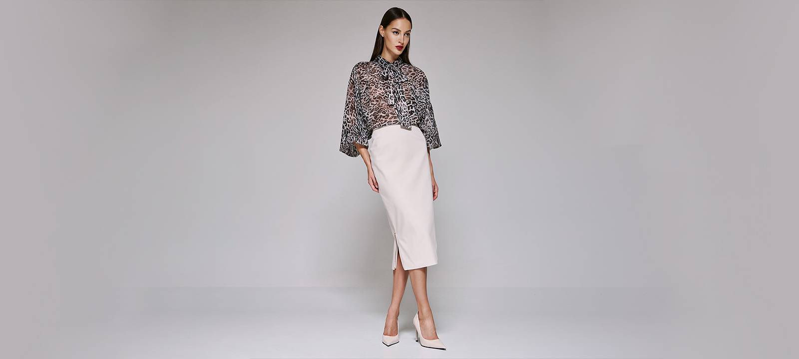 Shop online midi skirts in exquisite designs and enjoy -10% off on your first order when subscribing to the Access Fashion newsletter in Cardiff, Wales