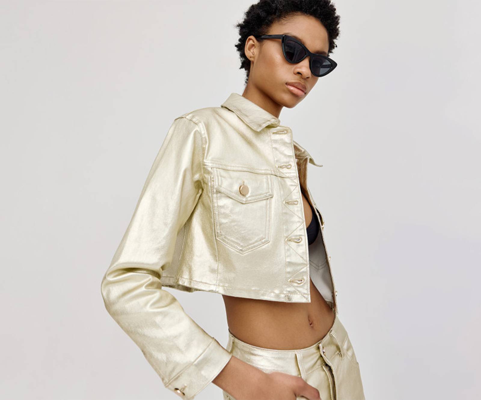 Cropped, metallic-effect denim jacket in gold in Cardiff, Wales