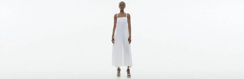 Shop online high-quality dresses with fast delivery in Brussels, Belgium