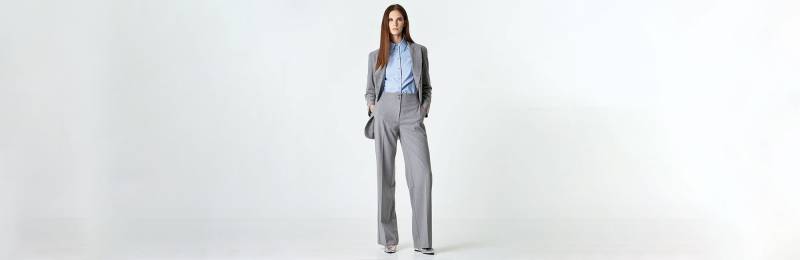Shop online great-quality high-waist pants with exquisite fitting and -10% off on your first order in Cardiff, Wales.